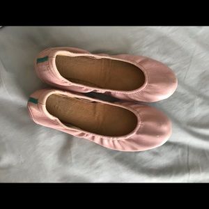 Ballerina Pink Tieks with Tarrago